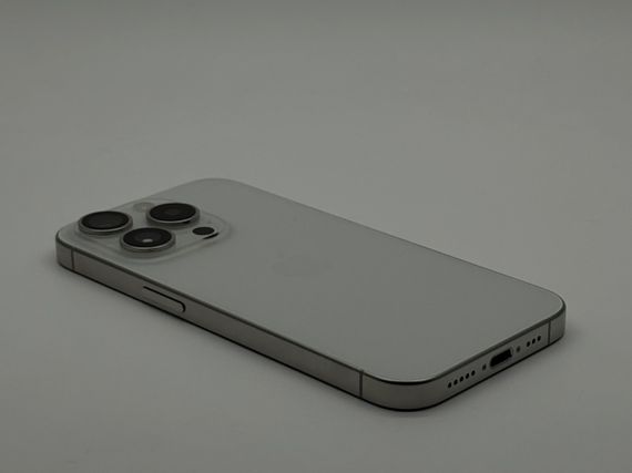 iPhone 15 Pro 128Gb White Titanium