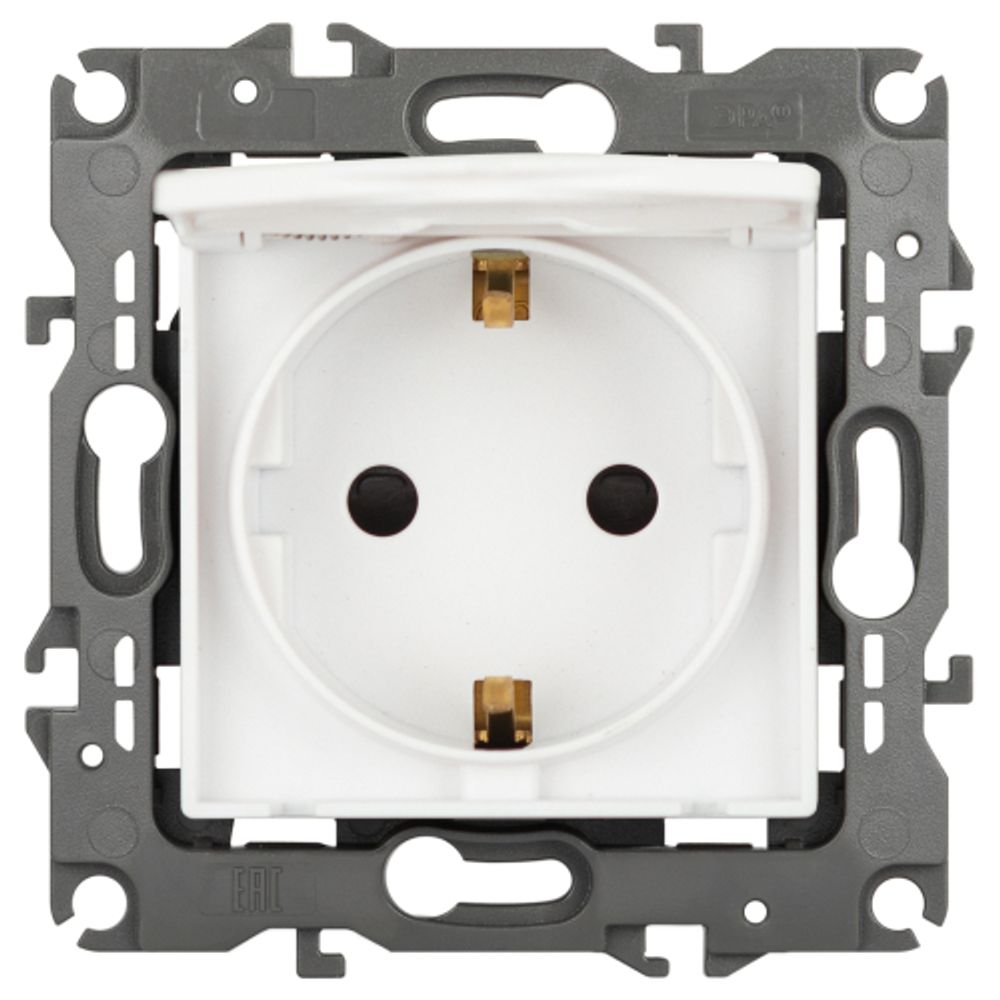 Розетка ЭРА Серия 12 12-2103-01М , 2P+E Schuko со шторками с крышкой, 16А-250В, белый матовый