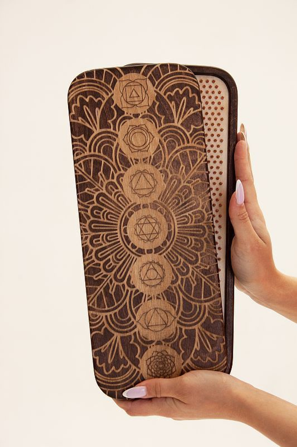 Доска садху Чакры темные медные гвозди