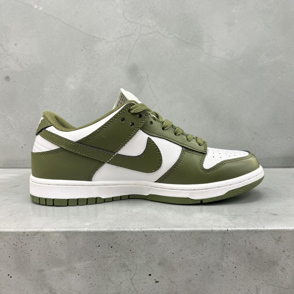 Nike SB Dunk Low • Medium Olive