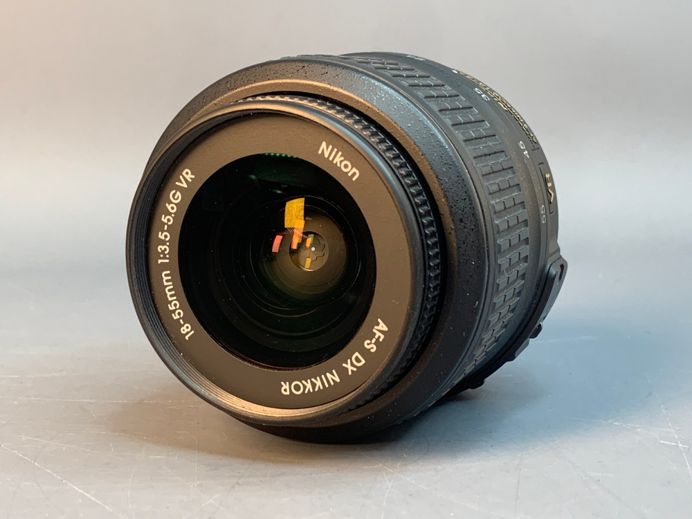 Nikon D3200 47000 кадров + Nikon 18-55mm DX VR 3.5-5.6G