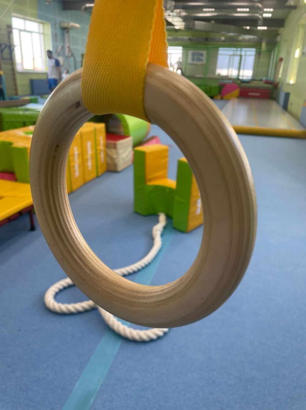 Кольца гимнастические - детские - деревянное кольцо