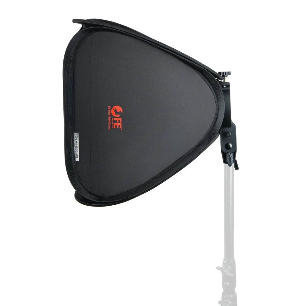 Софтбокс Falcon Eyes EB-060 40x40cm с переходником для накамерных вспышек