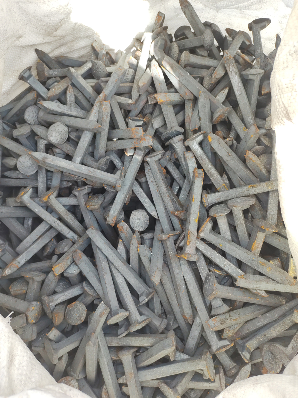 Костыль путевой 16х16х165 новый