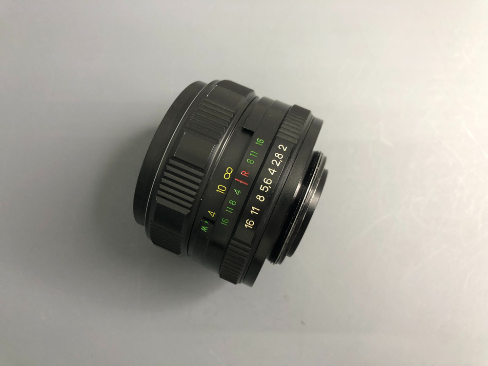 Helios 44M-4 2/58 mm