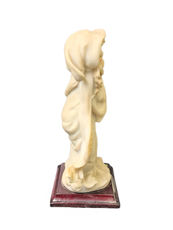 Статуэтка "Девушка - Зима" Capodimonte