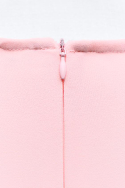 ZARA ТОП ИЗ КРЕПА С ЗОЛОТИСТОЙ ДЕТАЛЬЮ, ПАСТЕЛЬНО-РОЗОВЫЙ