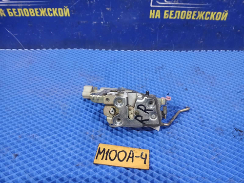 Замок двери задней правой TOYOTA DUET 1998-2000