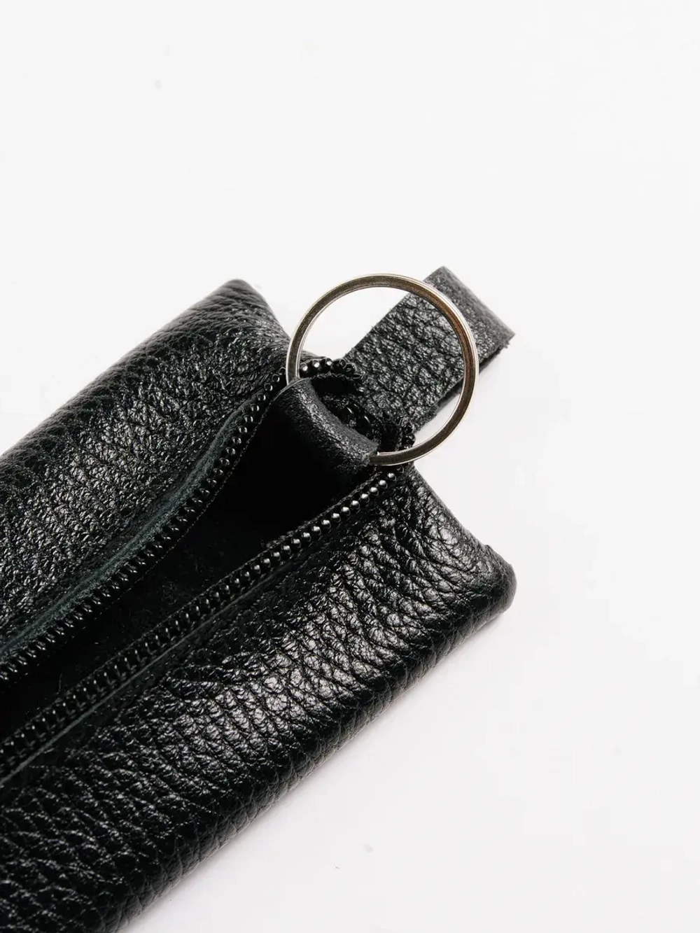 Ключница карманная кожаная