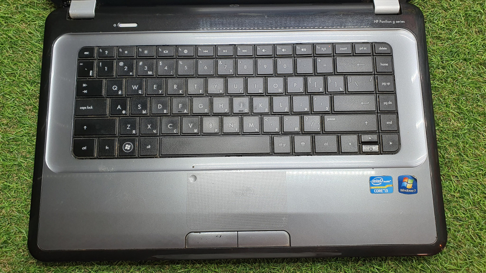 Ноутбук HP  i3/8 Gb