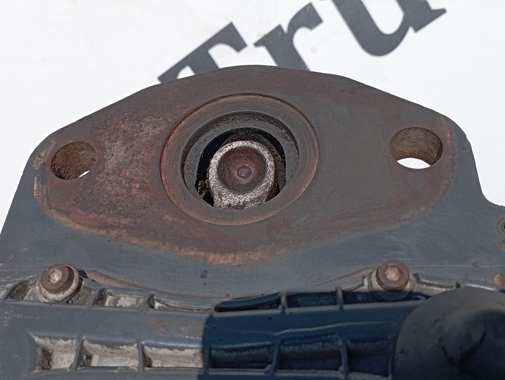 Суппорт (дефект) задний левый