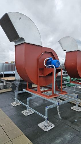 Кровельные опоры и рамы под оборудование