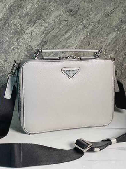 Сумка Prada