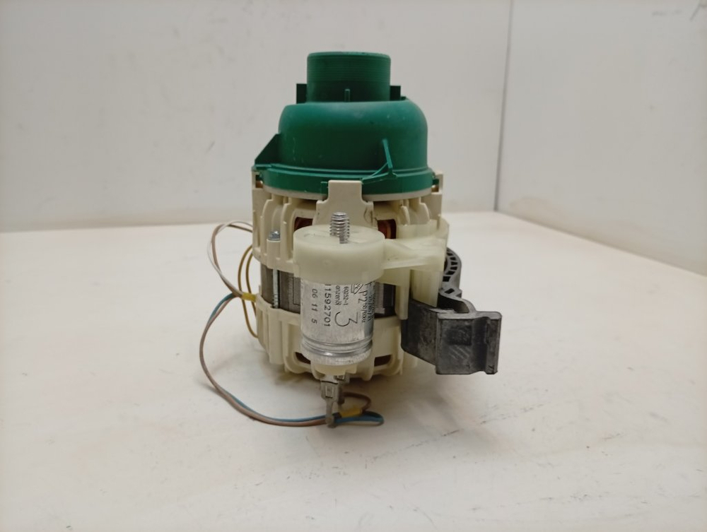 ESL46050 ктп8 Циркуляционный насос для посудомоечных машин AEG, Electrolux, Zanussi 1113171104 б/у
