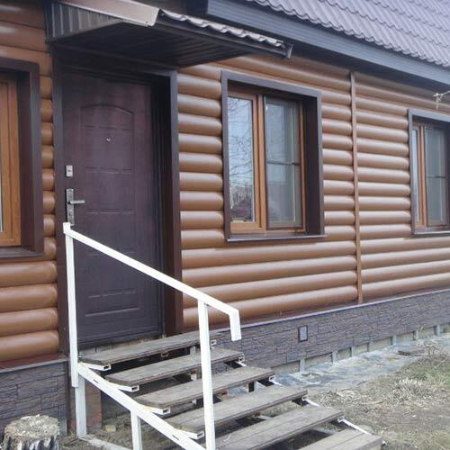 Сайдинг виниловый Альта-Профиль Blockhouse BH-02 Премиум Дуб светлый 3100х320 мм