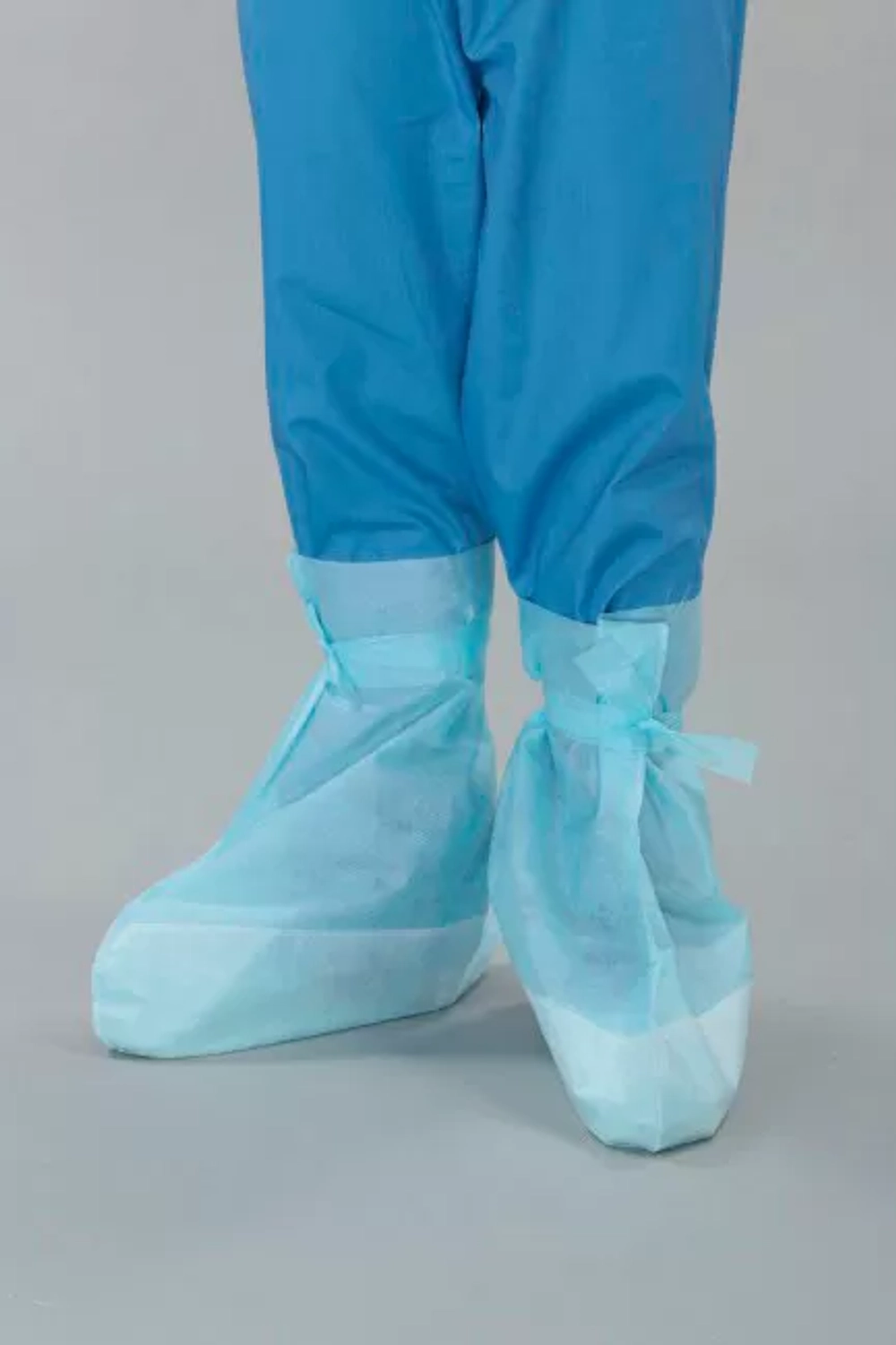 Бахилы хирургические нестерильные высокие 45 см плотность 42 на завязках голубые 10 пар