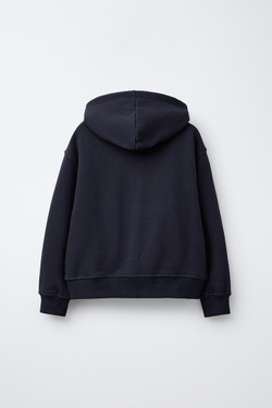 ZARA ТОЛСТОВКА НА МОЛНИИ С ВЫШИВКОЙ «МЕДВЕДЬ», СИНИЙ