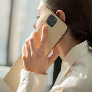 Чехол кожаный для iPhone 12 Pro Max молочного цвета