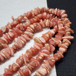 Родохрозит природный, чипсы 8-11мм, яркий цвет, цена за нить 10см