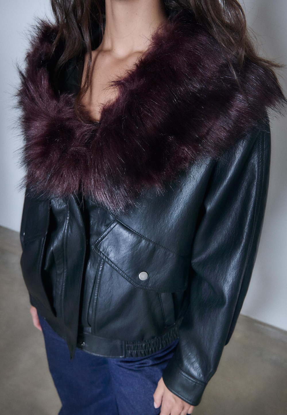 STRADIVARIUS Снуд из искусственного меха, бургунди