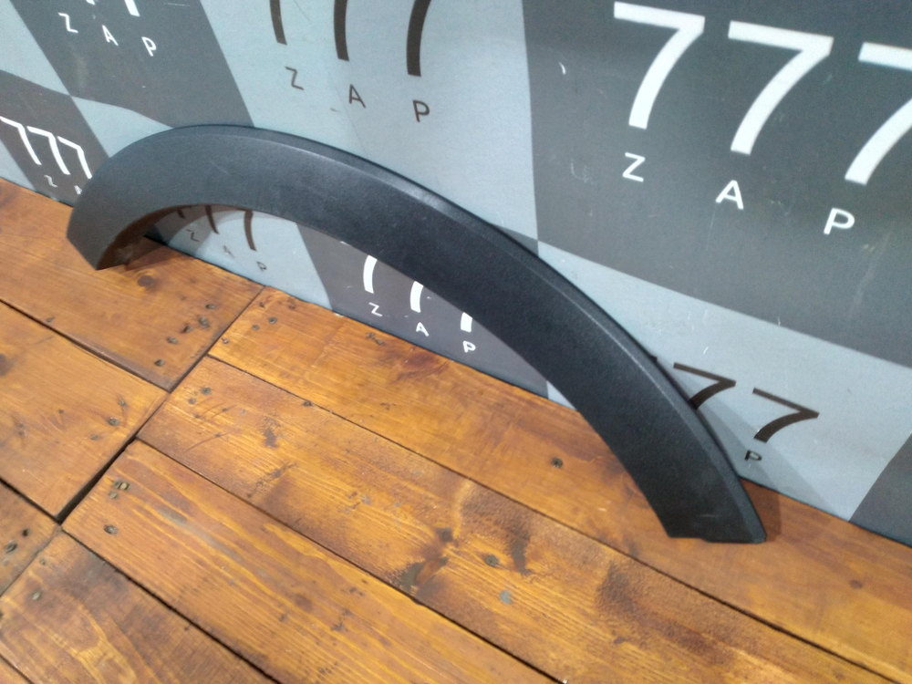 Накладка крыла переднего правого Kia Sportage 3 (SL) 10-16 Б/У Оригинал 877123U000