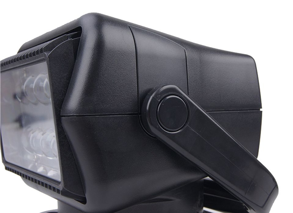 Прожектор светодиодный с дистанционным управлением (10267994)