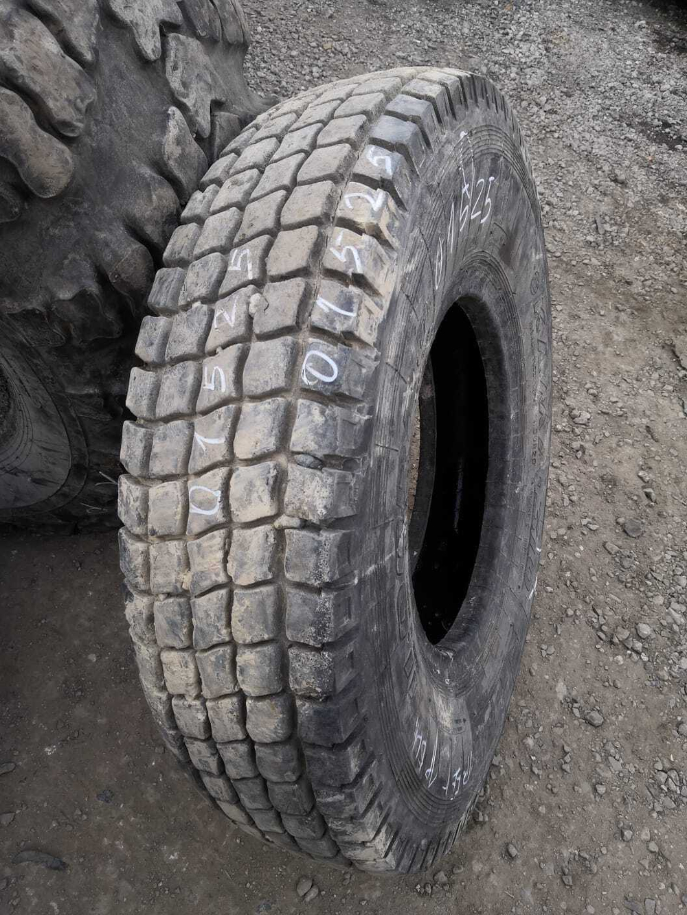 11.00R20 Kama 310 шина б/у