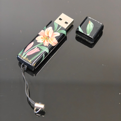 Флешка USB в футляре с ручной росписью "Лилии"
