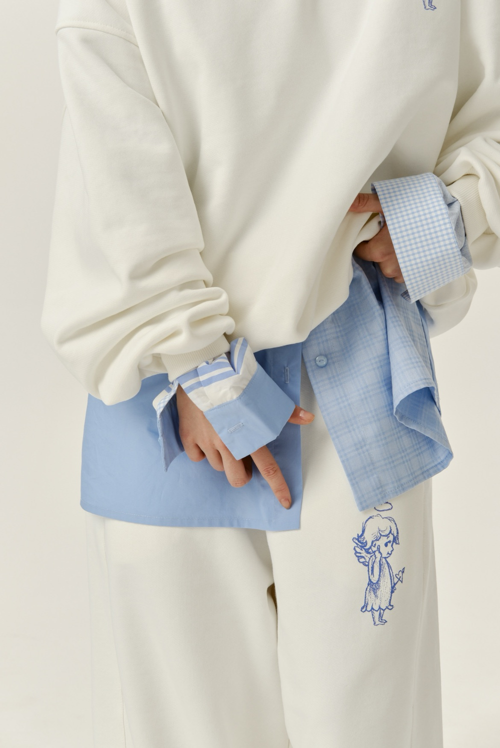 PRE- ORDER SWEATSHIRT ANGEL ÉSME