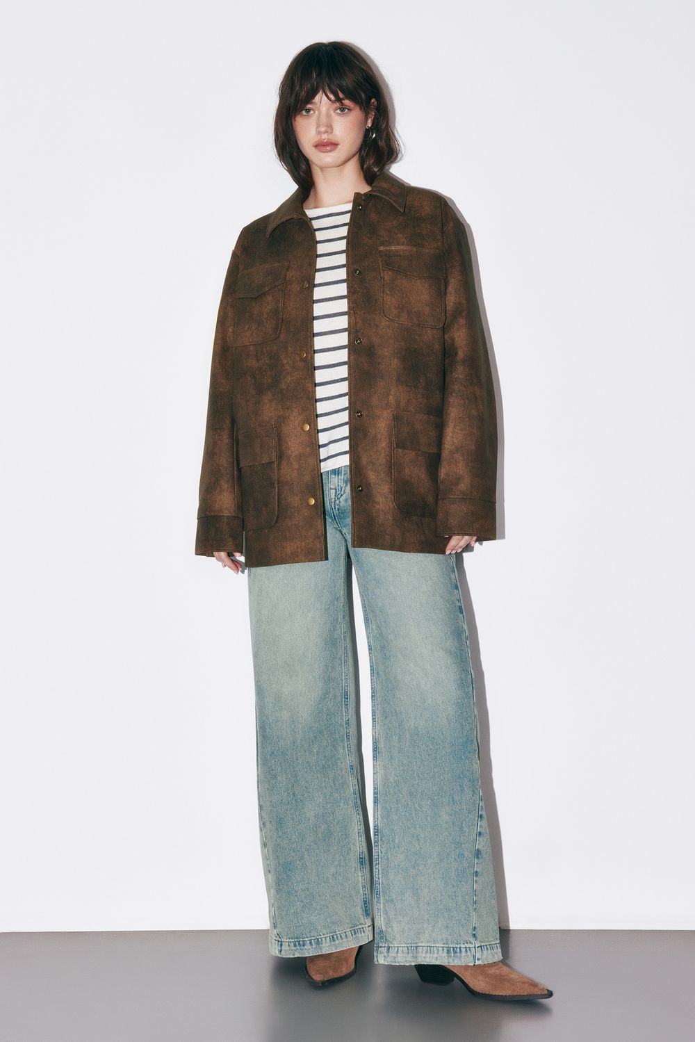 Пиджак из экокожи "Винтажный коричневый" женский