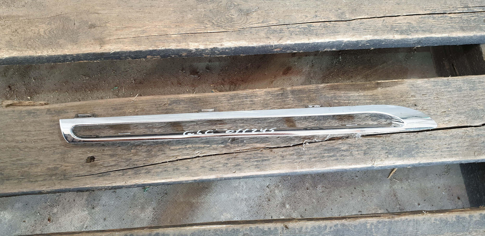 Молдинг решетки радиатора Mercedes GLC (X253) 15-19 Б/У Оригинал A2538880285