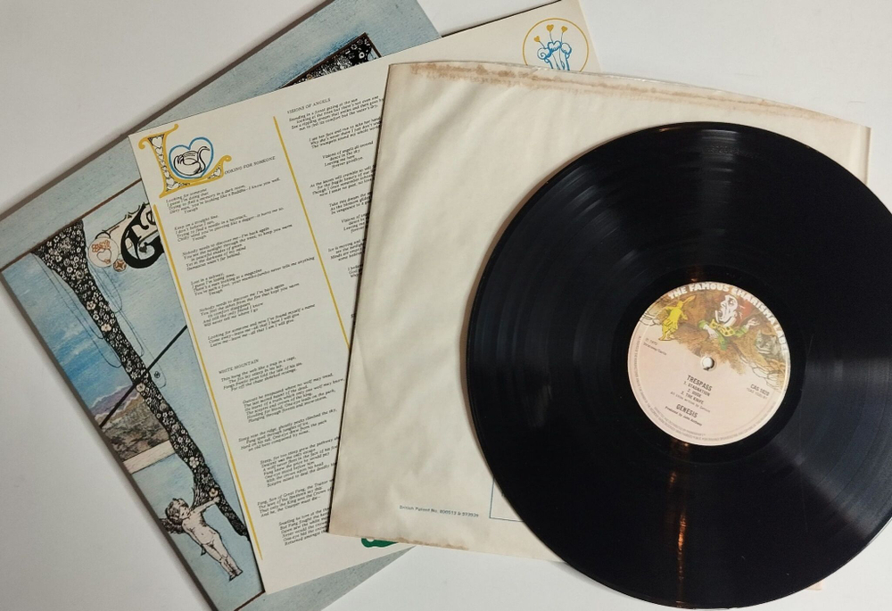 Винтажная виниловая пластинка LP Genesis Trespass (UK 1978)