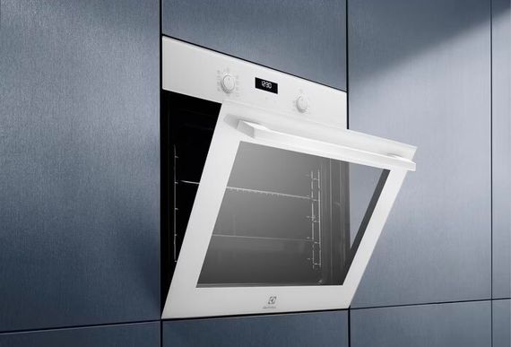 Духовой шкаф Electrolux EOF5C50BV