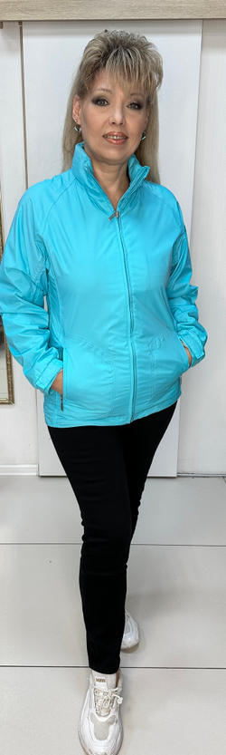Бирюзовая короткая куртка