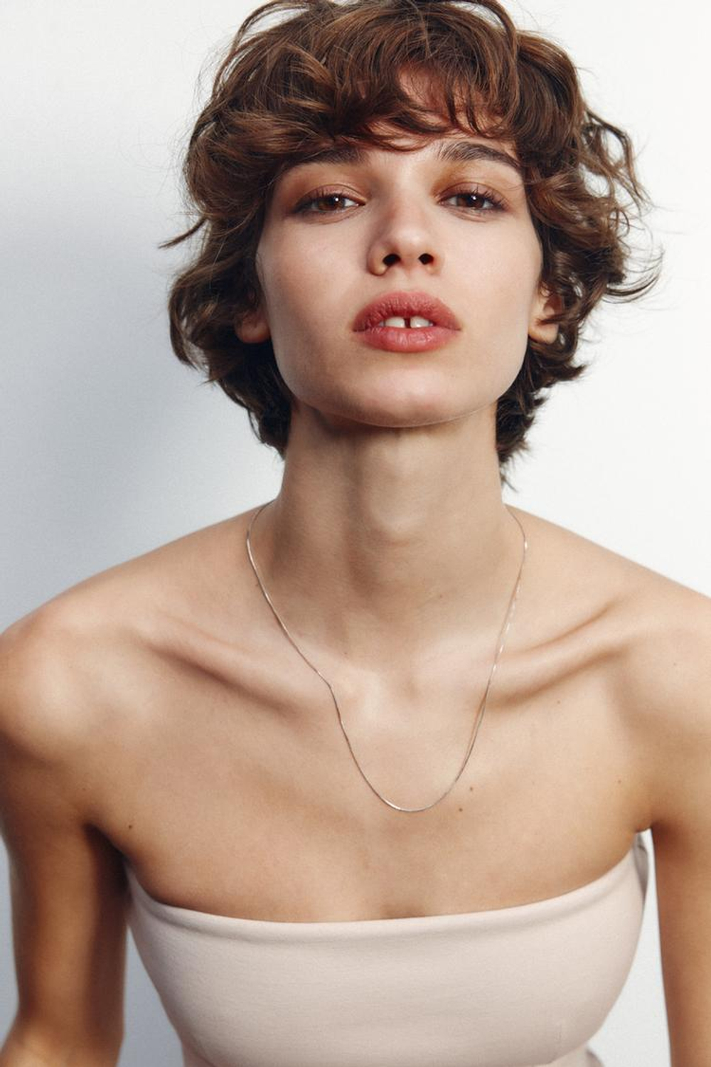 ZARA ТОП-БАНДО В СТИЛЕ ИНТЕРЛОК, ЭКРЮ