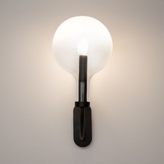 Настенный светильник (бра) Maytoni MOD333WL-01B