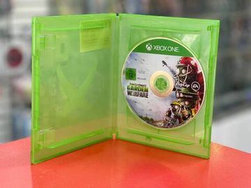 XBOX One - Plants vs Zombies Garden Warfare Английская версия (Б/У), без Оригинальной обложки