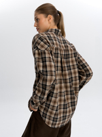 Рубашка в мелкую клетку