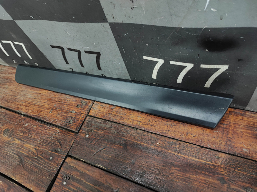 Накладка двери задней правой Nissan X-Trail 3 (T32) 13-23 Б/У Оригинал 828764CM1B