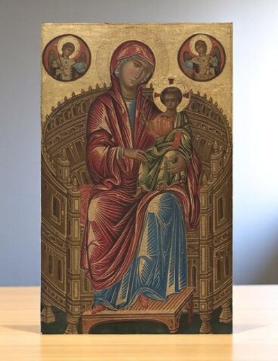 Одигитрия икона Божией Матери на троне с Младенцем Христом Византия XIII век деревянная на левкасе