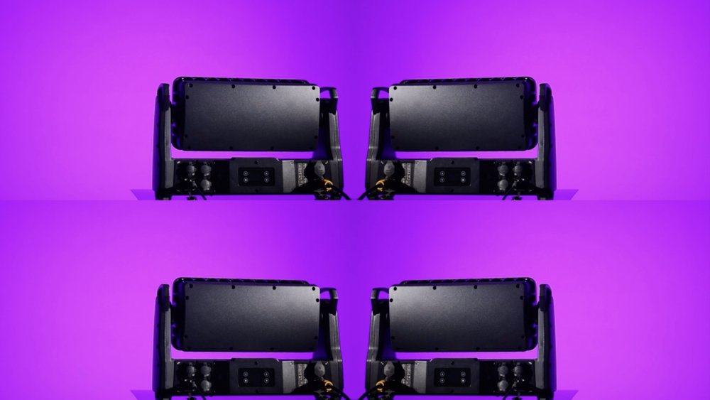 Strobe Strike M — LED стробоскоп 1200 Вт IP65 DMX512/RDM/Artnet