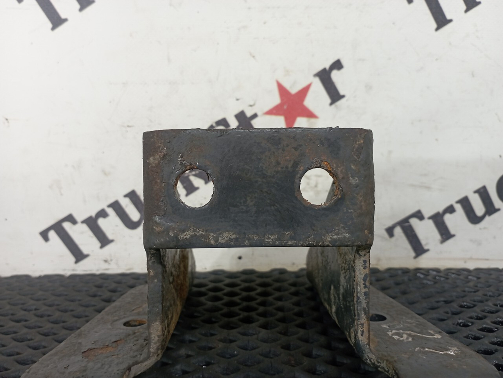 Кронштейн крыла заднего 2020г.