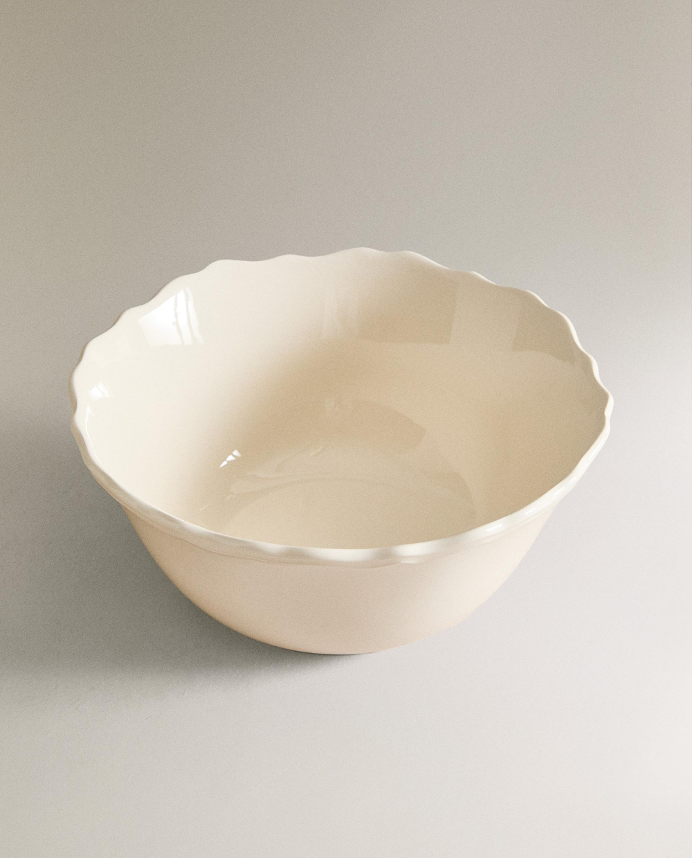 Zara Home блюдо сервировочное из фаянса, цвет бежевый, 24 см