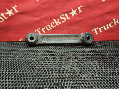 Стойка переднего стабилизатора