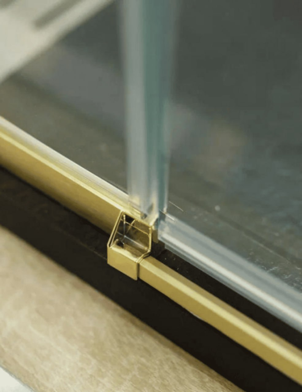 Душевой уголок Cezares BELLAGIO-AH-1-100/80-C-BORO, 100х80х197, профиль брашированное золото, прозрачное стекло