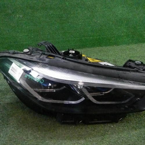 Фара правая BMW 8er G14 G15 G16 (2018-2022) Laser