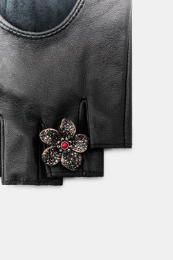 ZARA КОРОТКИЕ КОЖАНЫЕ МИТЕНКИ С КНОПКАМИ, ЧЕРНЫЙ