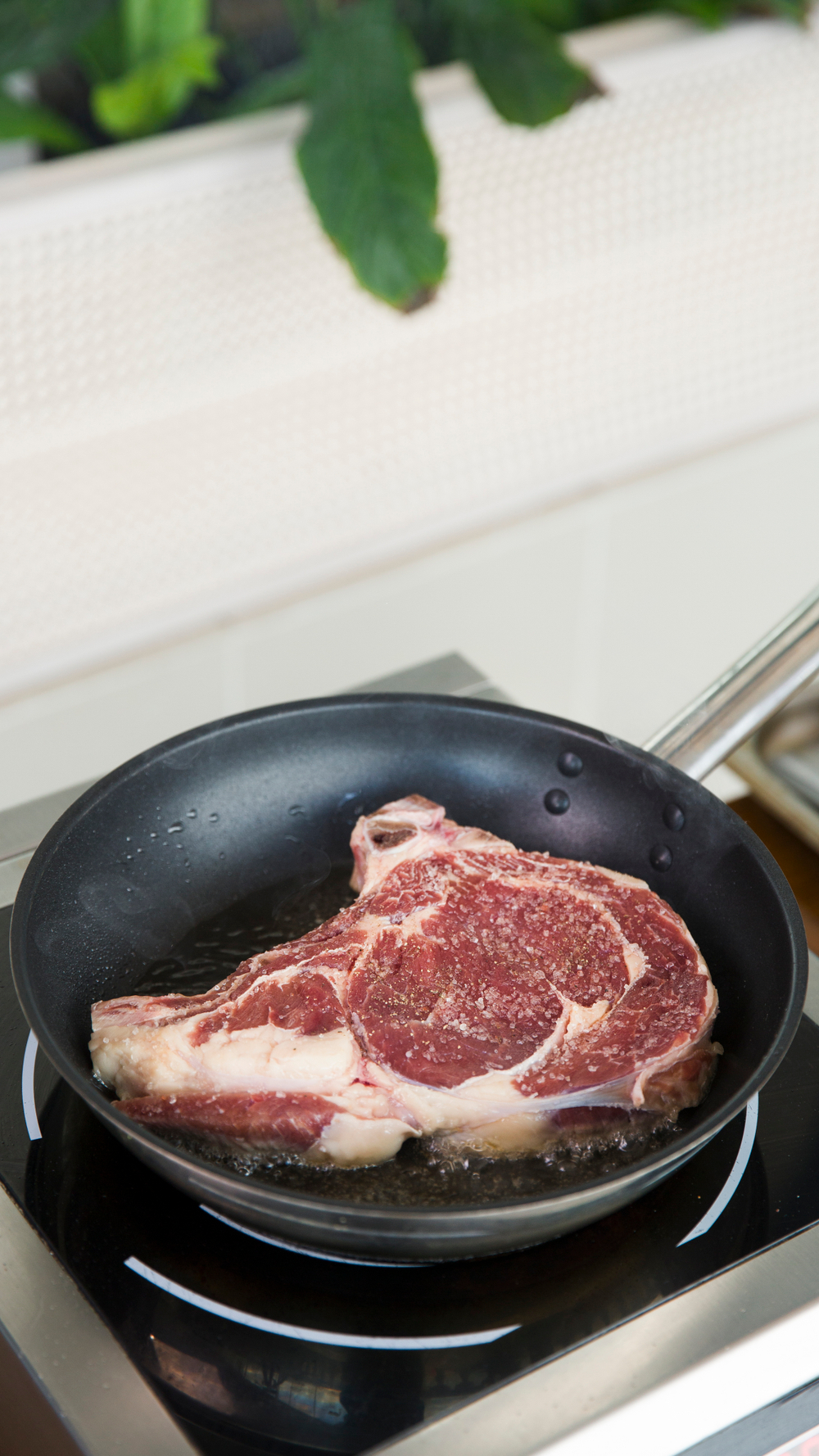 Стейк "Рибай на косточке" ТМ "Benner" 400 г