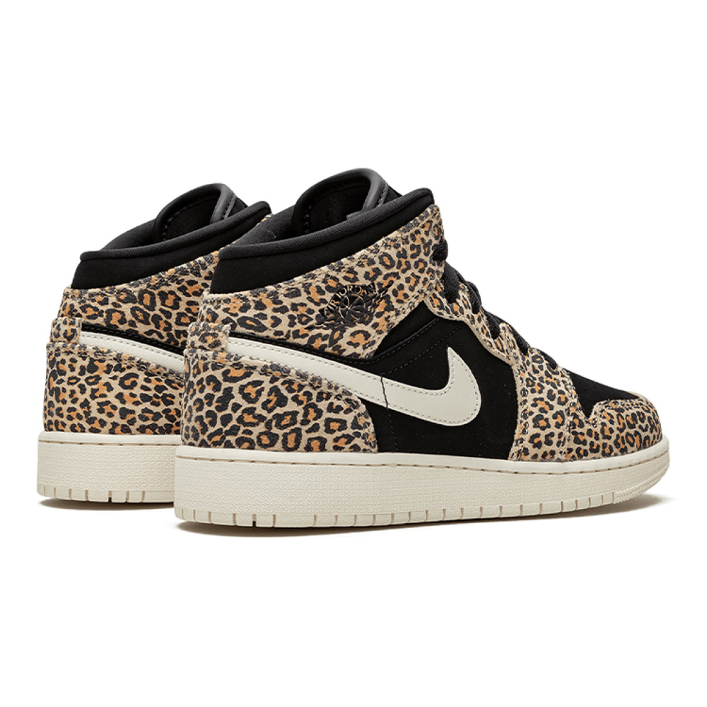 Кроссовки Air Jordan 1 Mid SE GS Leopard