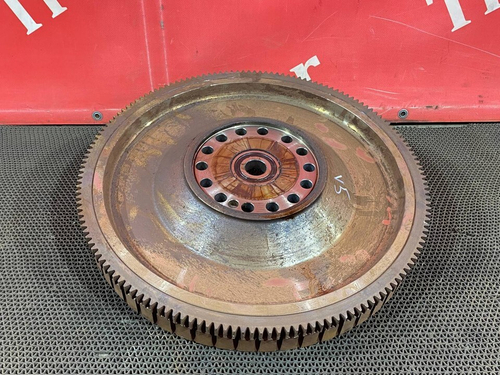 Маховик двигателя